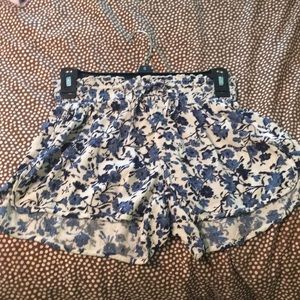 American Eagle Floral Shorts!